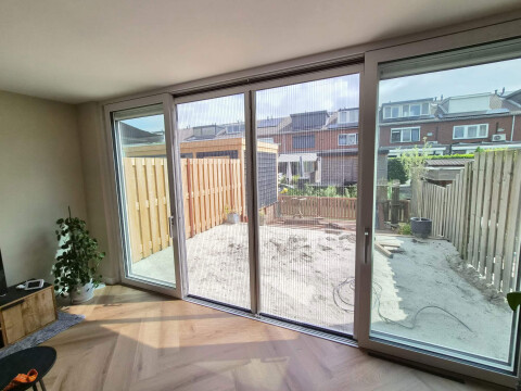 Montage hor insectenwering woerden unilux schuifpui muggen specialist vakman