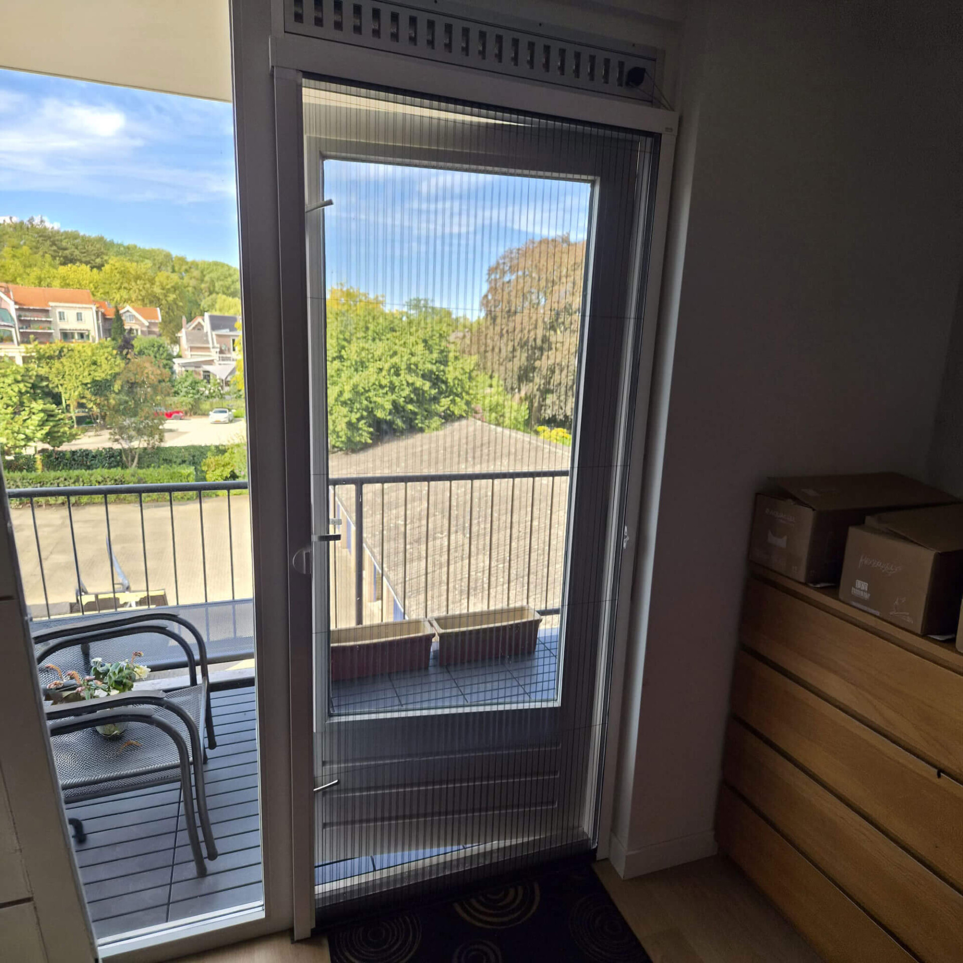 Montage hordeur unilux appartement woerden muggen
