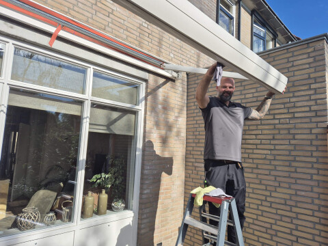 Onderhoud, zonwering, woerden, doek, knikarmscherm, linschoten