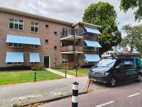 Zonwering appartement woerden onderhoud montage somfy uitvalscherm doek
