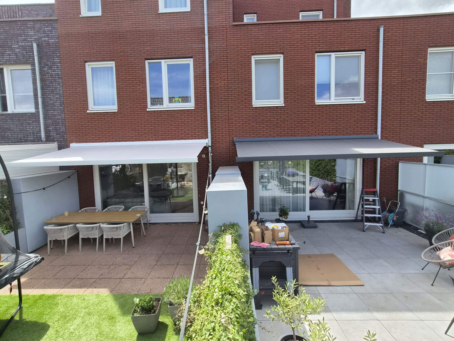 Zonwering buren korting woerden knikarmscherm terras somfy