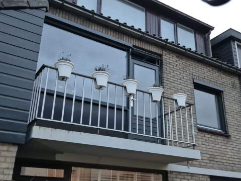 Zonwering montage woerden markies screen windvast doek tourniquet