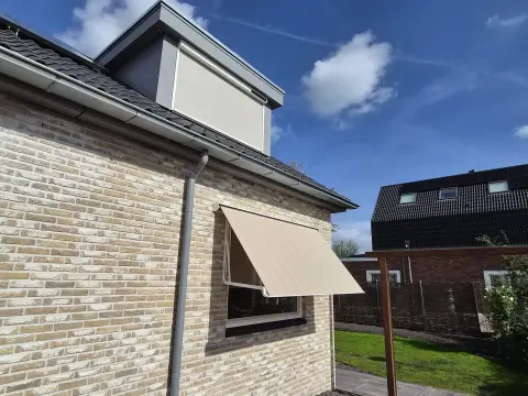 Zonwering uitvalscherm solar screens horren nieuwbouw kanis